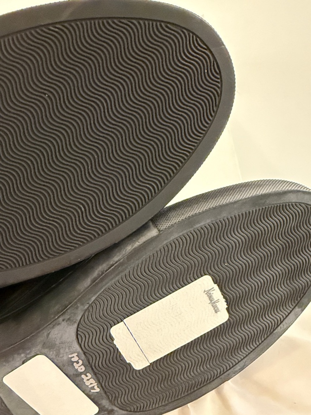 Balenciaga Men’s Black Leather Low-Top Sneakers - Picture 7 of 11